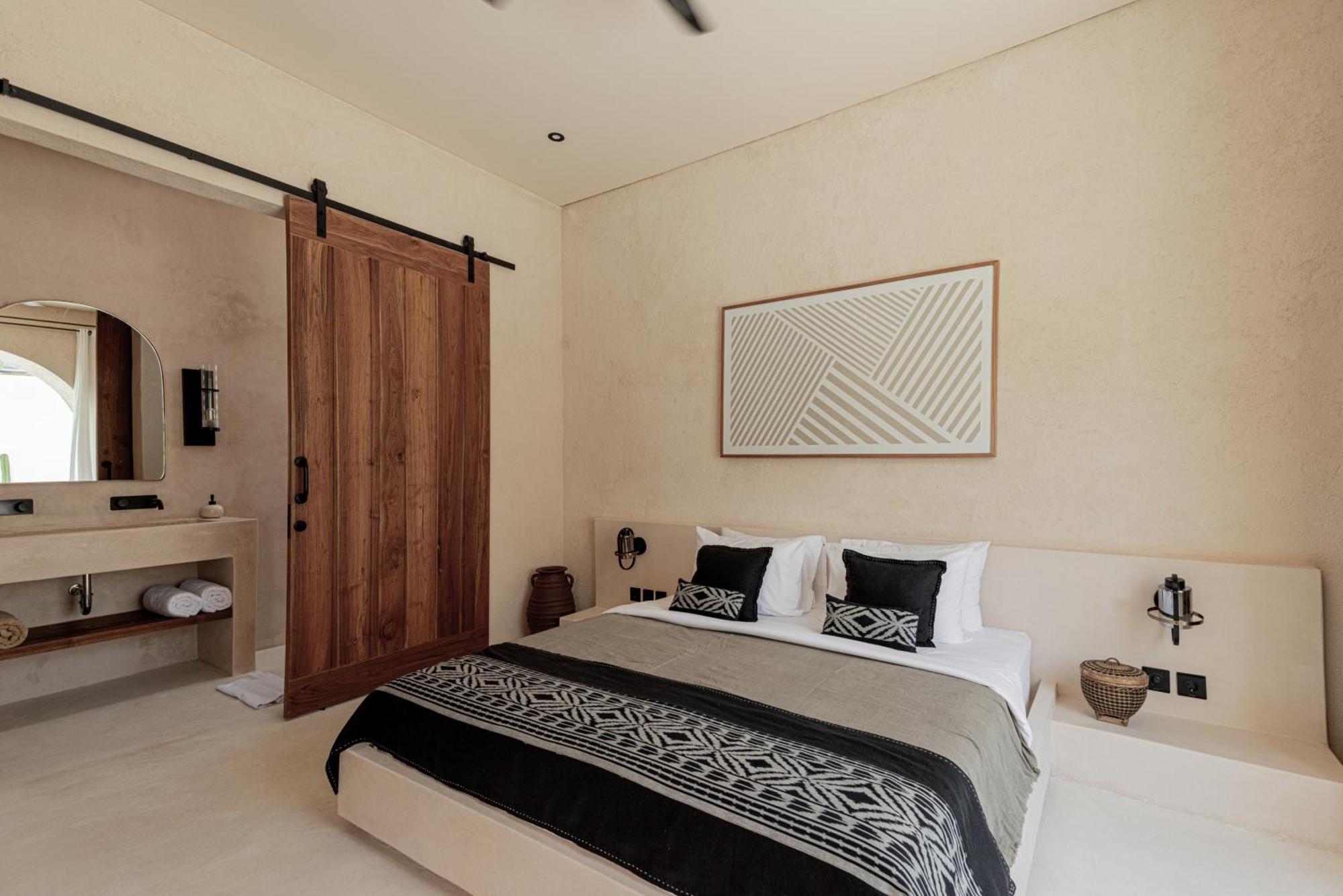 Khaleela Villa
